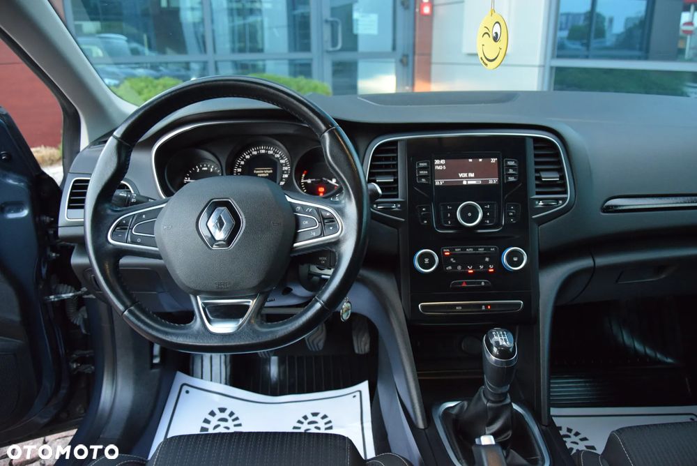 Renault Megane 1.5 dCi Energy Limited EU6 - 23