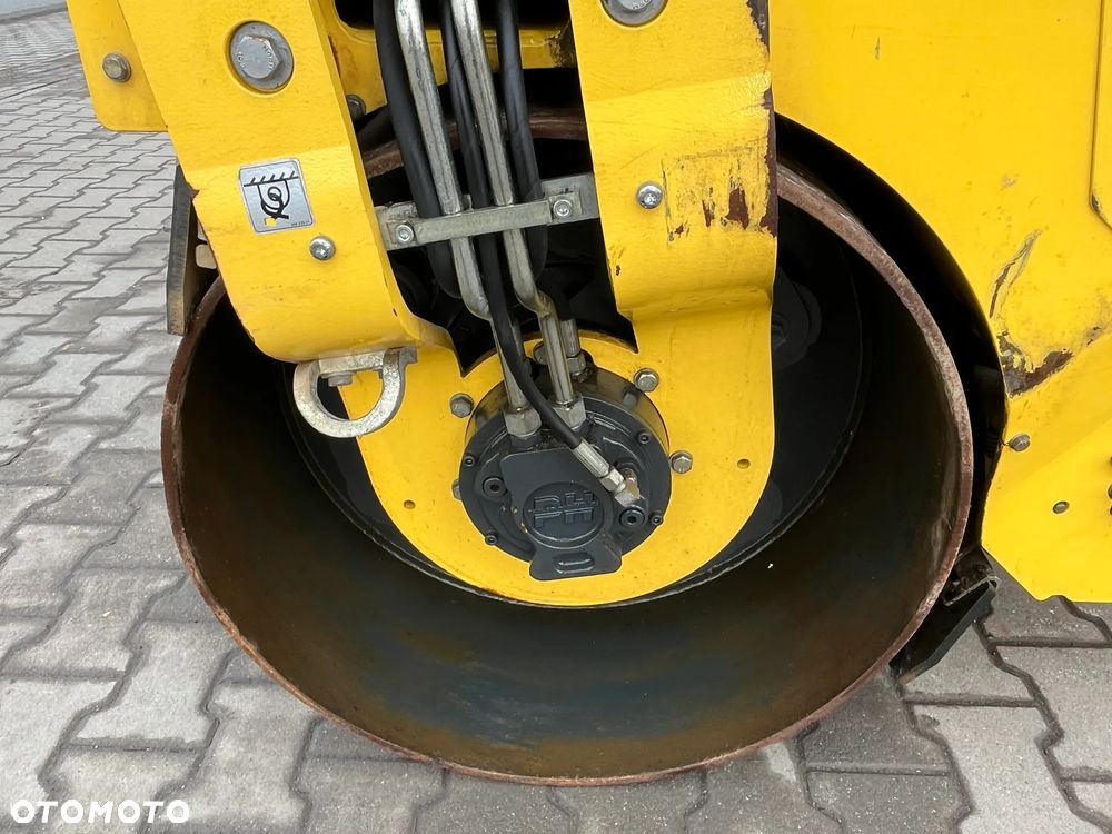 Bomag BW 100 AD-5 - 14