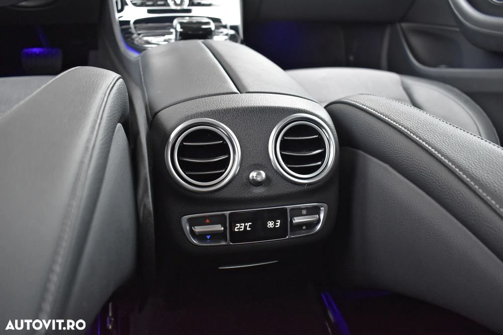 Mercedes-Benz E 220 d 9G-TRONIC Exclusive - 28