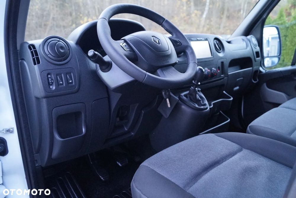 Renault Master - 24
