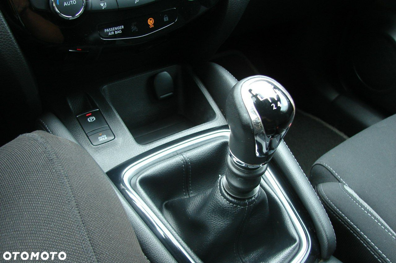 Nissan Qashqai - 24