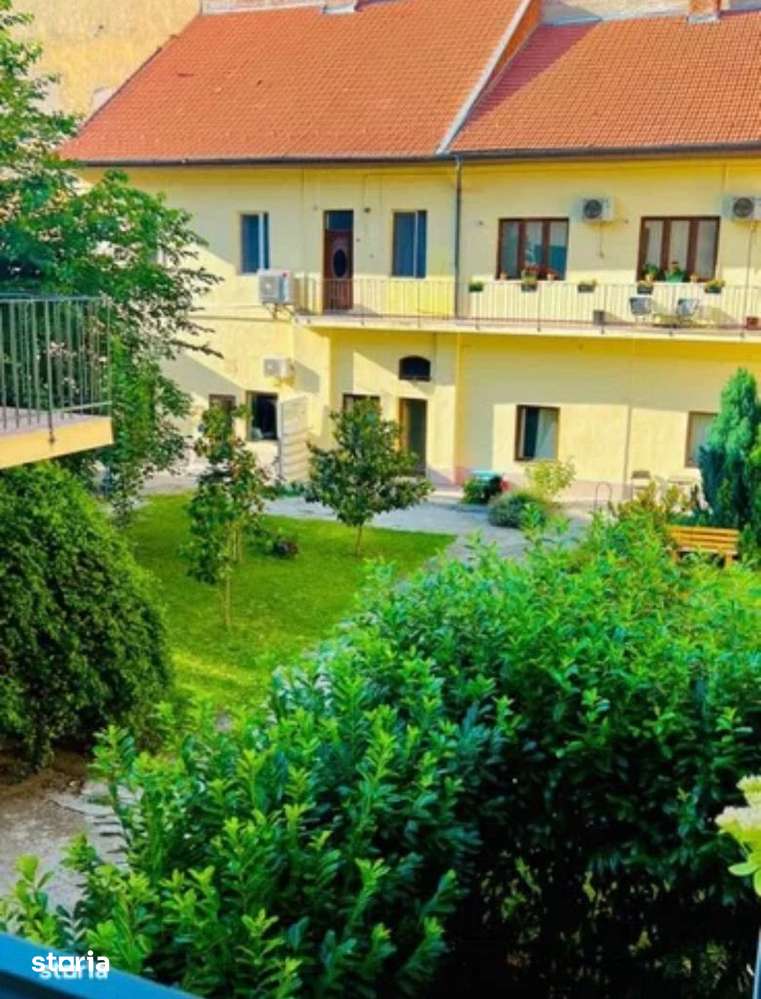 Apartamen ultracentral, situat pe strada Vasile Alecsandri, in Oradea — fotografia 1