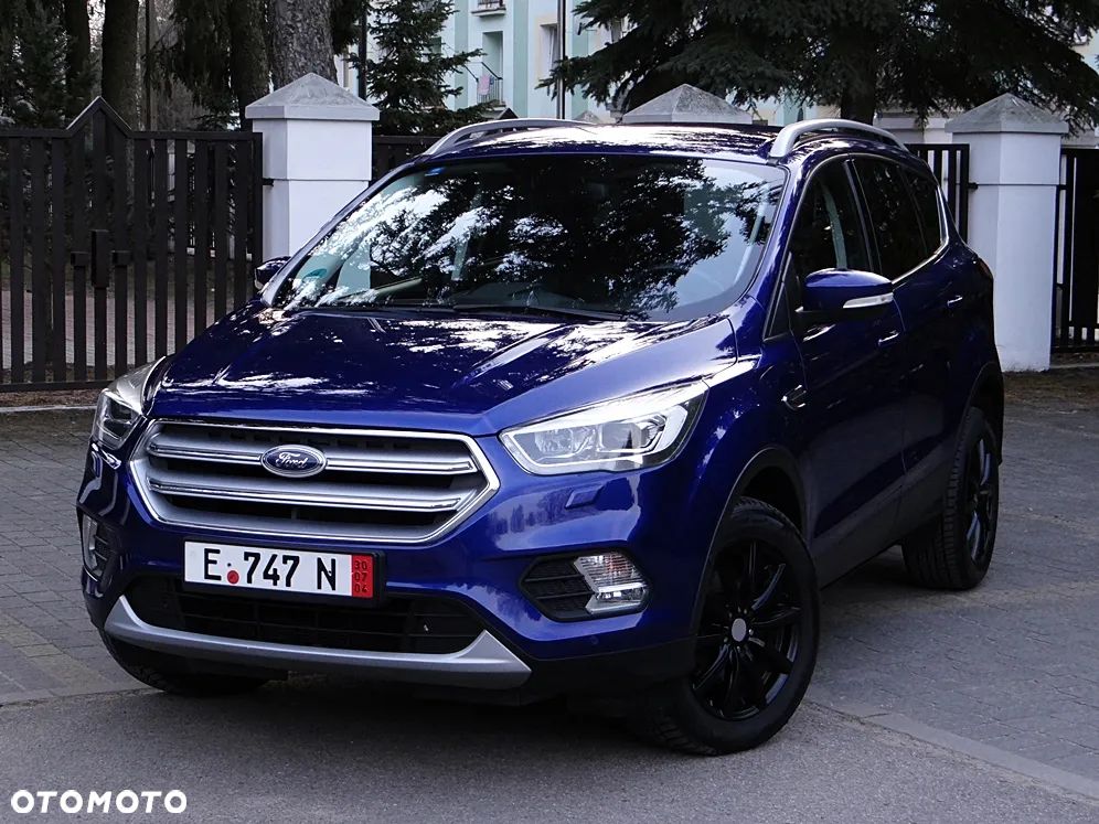 Ford Kuga 1.5 EcoBoost 2x4 Titanium - 6