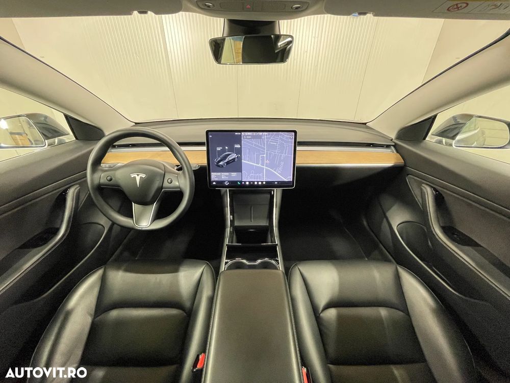 Tesla Model 3 Standard Reichweite Plus Hinterradantrieb - 8