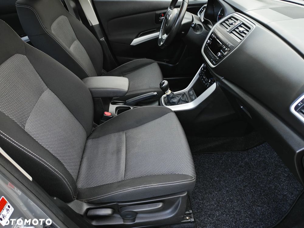 Suzuki SX4 S-Cross 1.6 DDiS 4x2 Comfort+ - 29