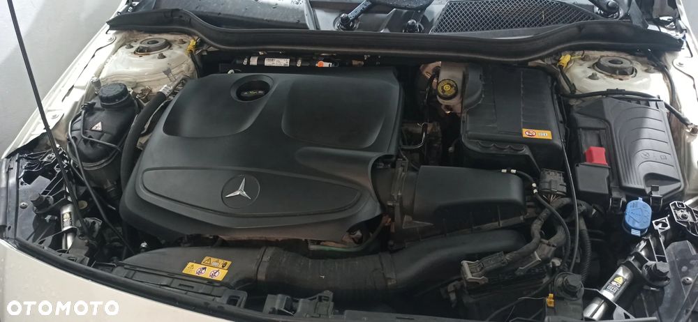 Mercedes-Benz Klasa A 180 (BlueEFFICIENCY) 7G-DCT - 15