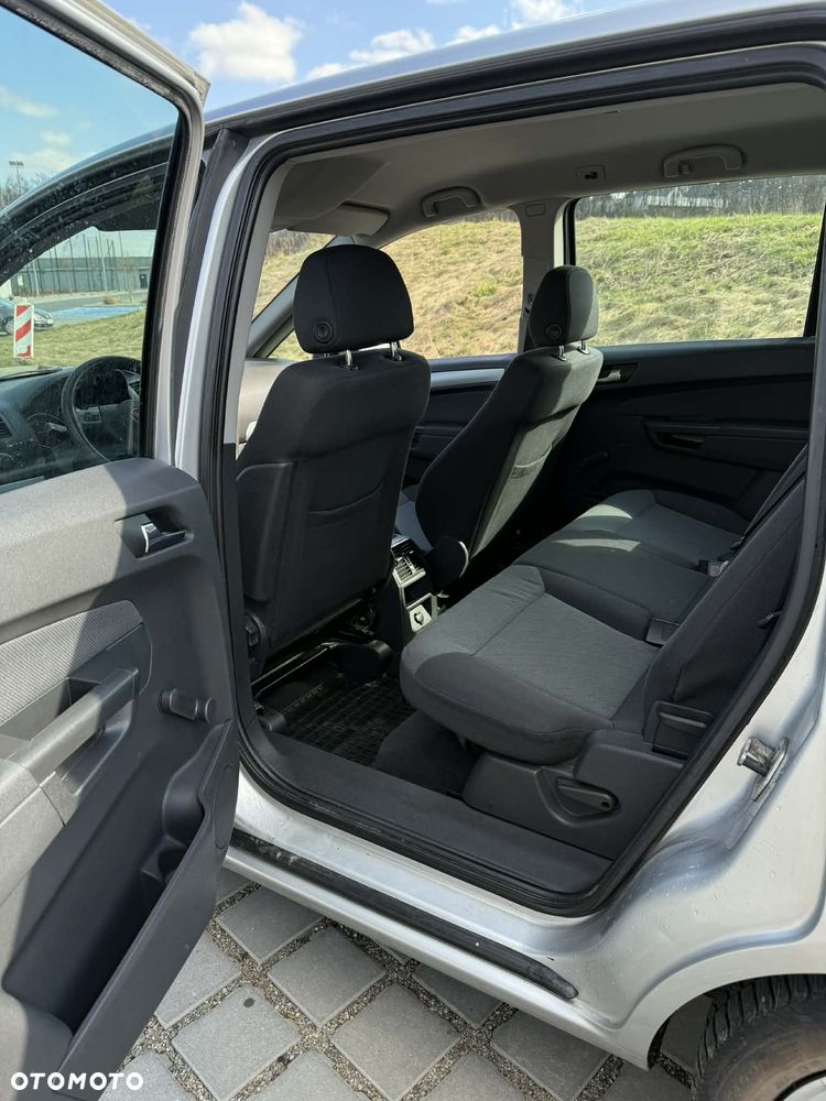 Opel Zafira 1.9 CDTI Cosmo - 11