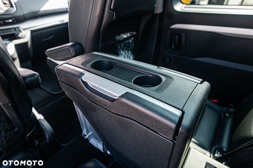 Peugeot Traveller - 40