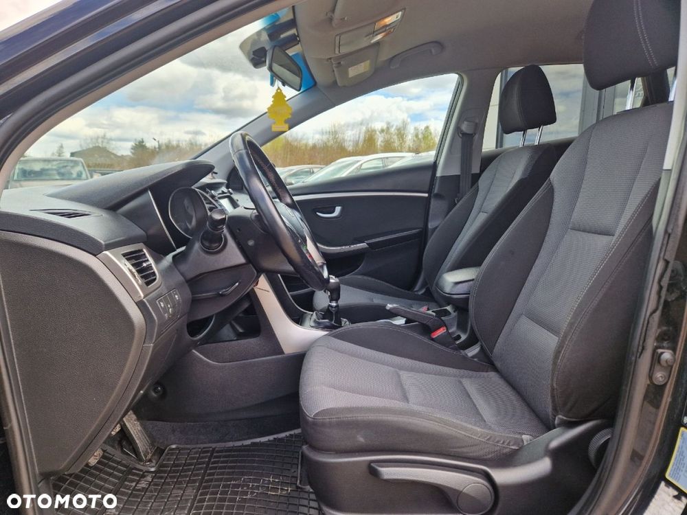 Hyundai i30 1.6 CRDi Premium - 5