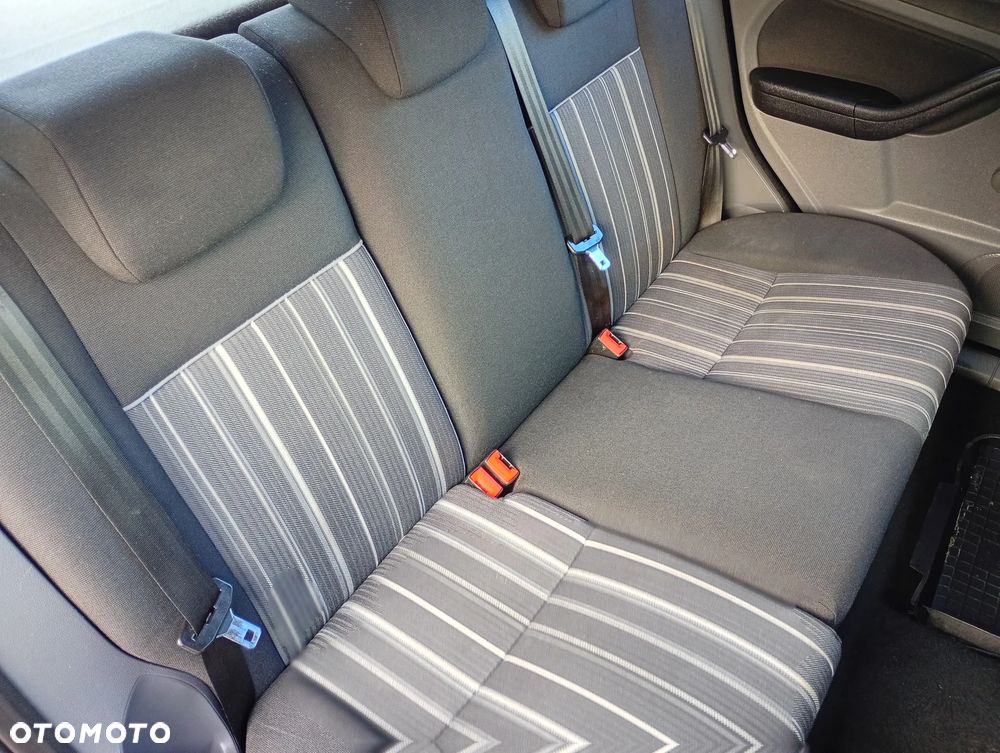 Ford Focus 1.6 Ambiente - 7