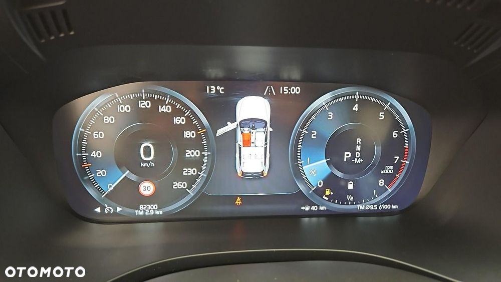 Volvo XC 60 B4 B Momentum - 14