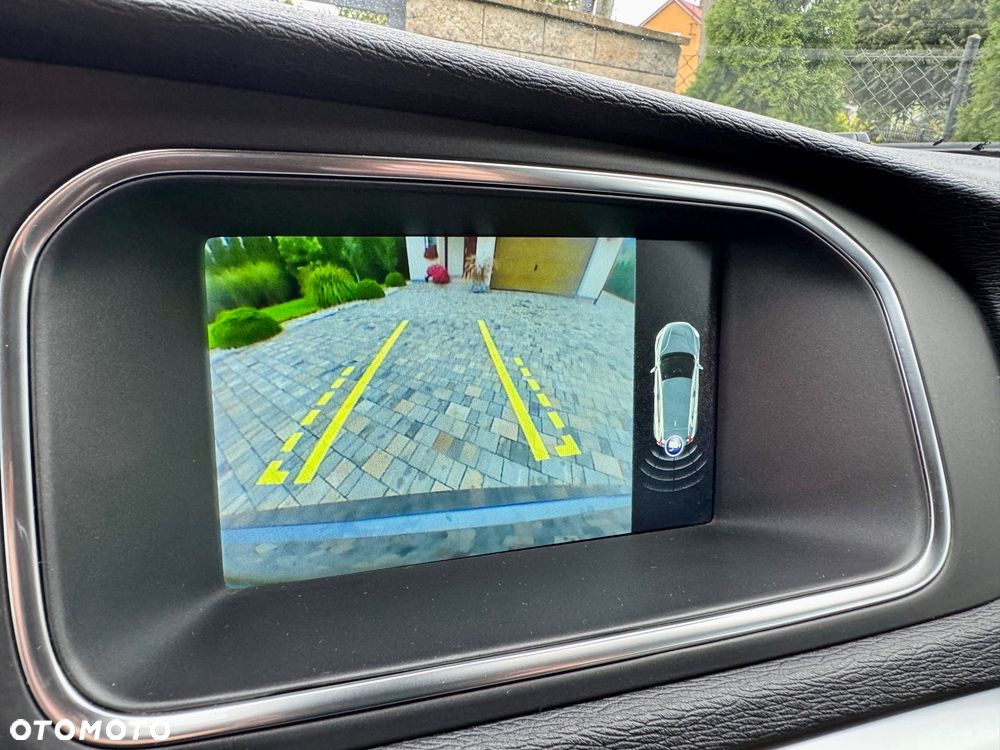 Volvo V40 D3 Momentum - 37