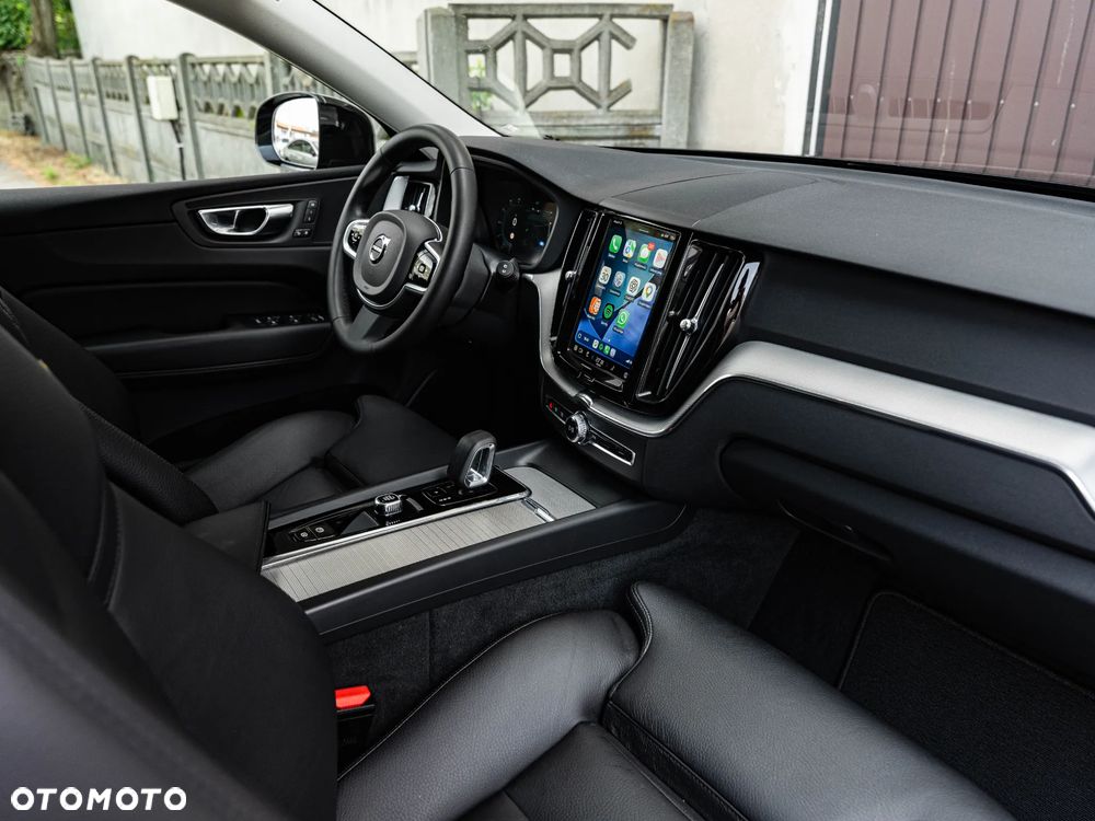 Volvo XC 60 B4 D Ultimate Dark - 24