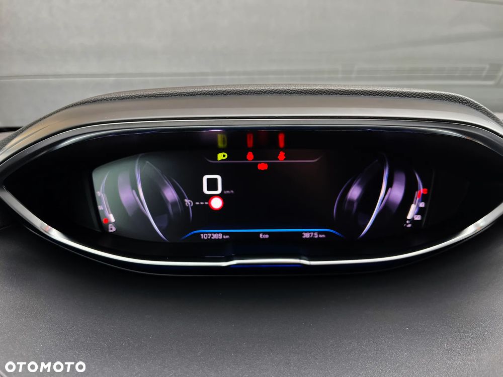 Peugeot 3008 1.2 PureTech Road Trip S&S - 27