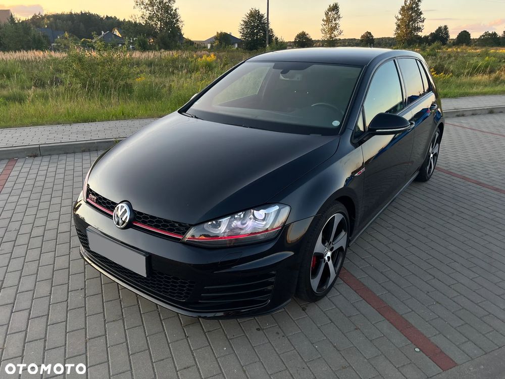 Volkswagen Golf 2.0 TSI BMT GTI Performance - 29