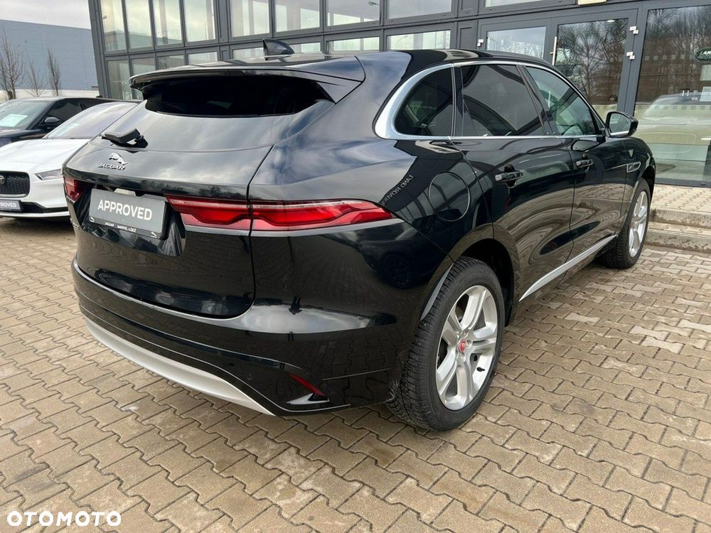 Jaguar F-Pace - 10