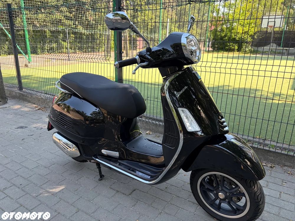 Vespa GTS - 16