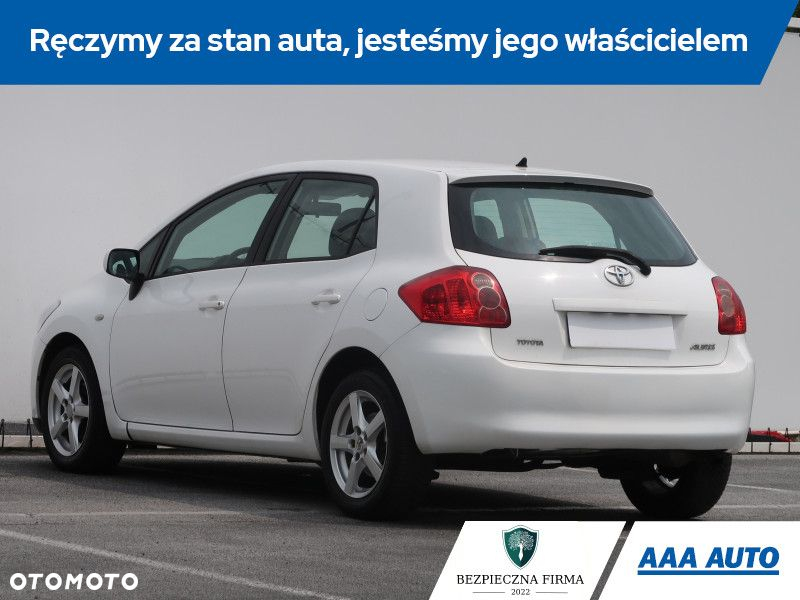 Toyota Auris - 5