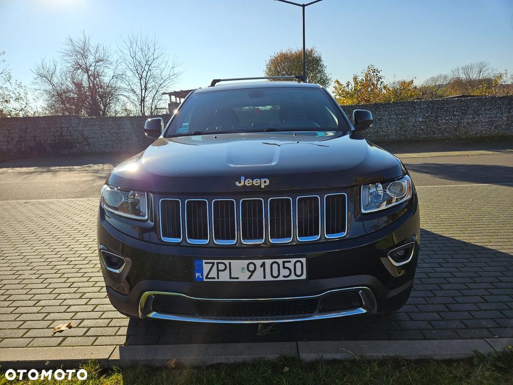 Jeep Grand Cherokee - 34