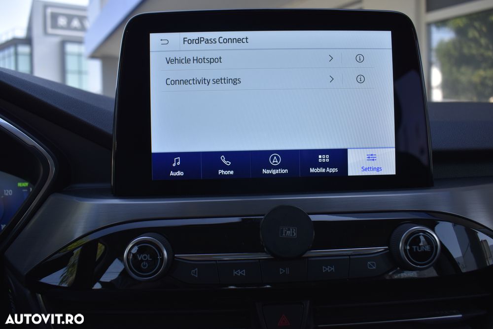 Ford Kuga - 23