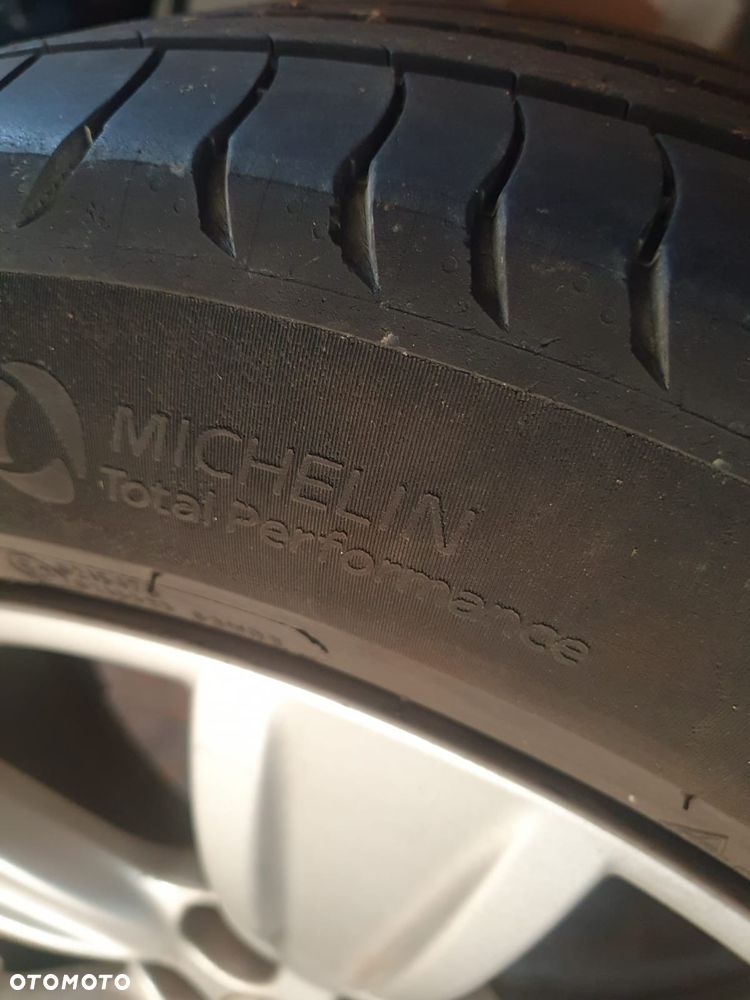 Peugeot 4007 2.2HDi Platinum Euro5 - 23