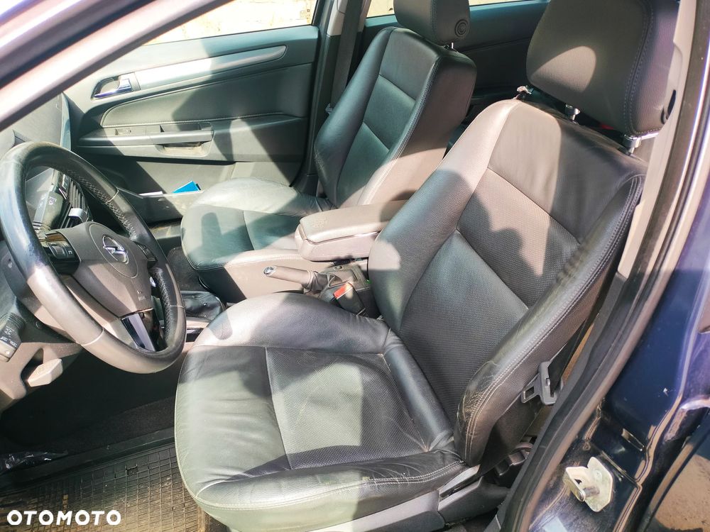 Opel Astra 1.7 CDTI Cosmo - 6