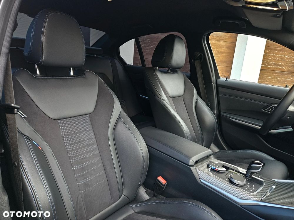 BMW Seria 3 318d mHEV M Sport Edition - 17
