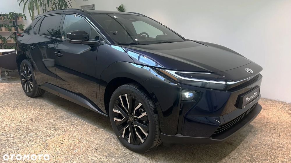 Toyota bZ4X 73.1kWh 4x4 Style - 6