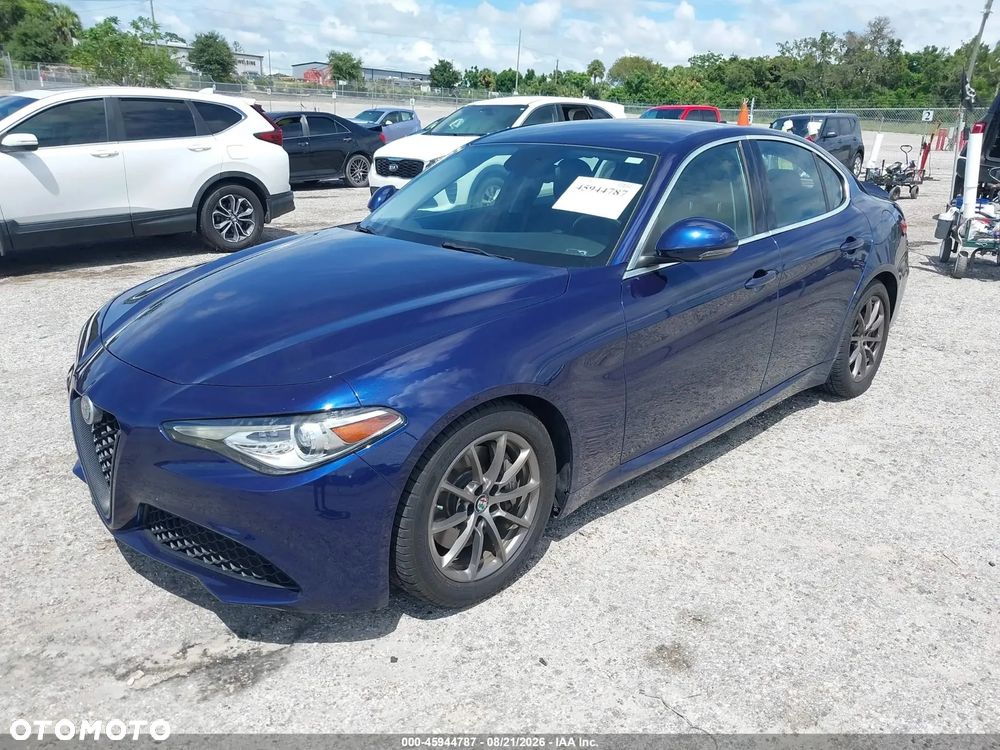 Alfa Romeo Giulia - 2