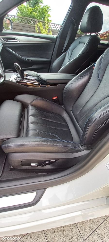 BMW Seria 5 520d M Sport - 13