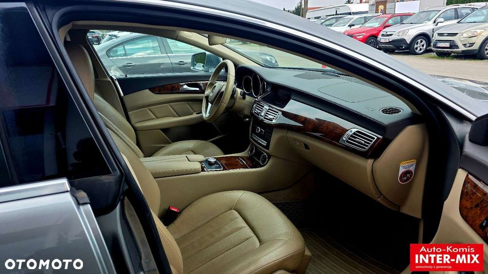 Mercedes-Benz CLS - 21