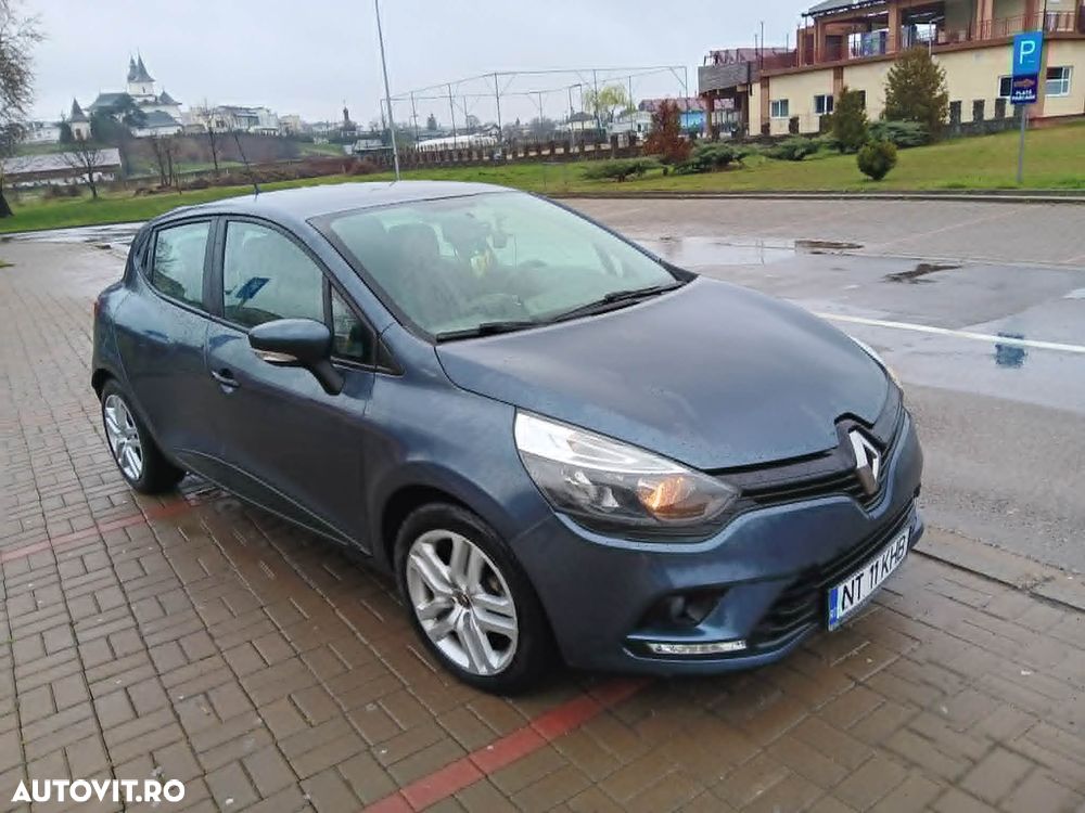 Renault Clio - 1