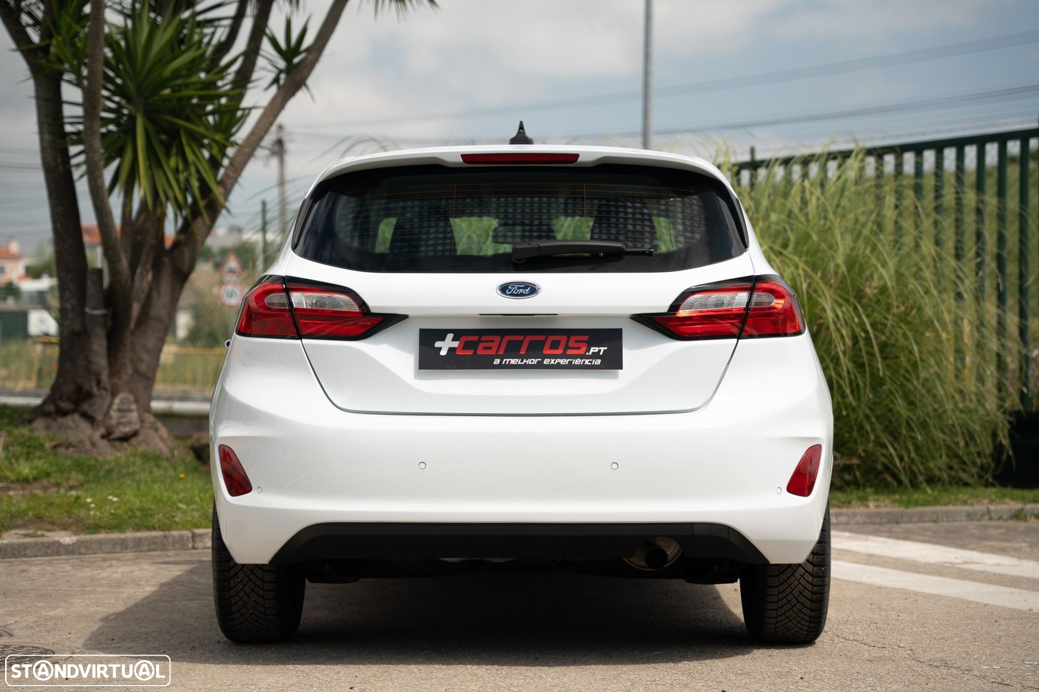 Ford Fiesta 1.0 EcoBoost MHEV Vignale - 3