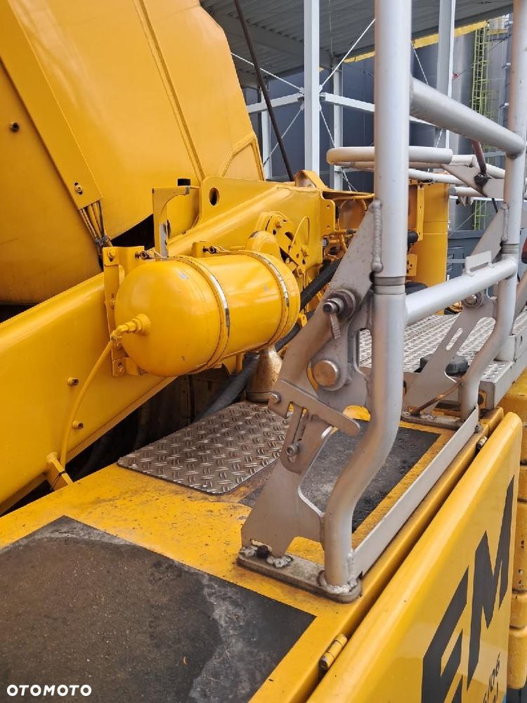 Liebherr LTM 1100-5.2 - 4