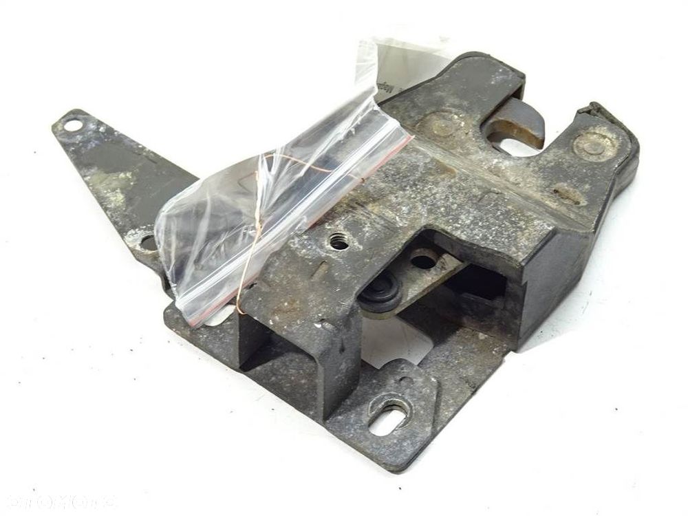 ZAMEK KLAPY TYLNEJ - 45.00 PLN - BMW 5 Touring (E39) 1996 - 2004 525 d 120 kW [163 KM] olej - 2