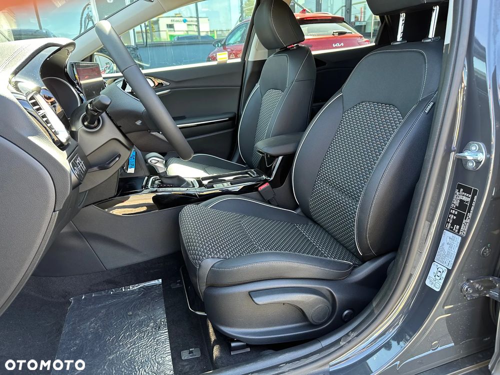 Kia XCeed 1.5 T-GDI L DCT - 12