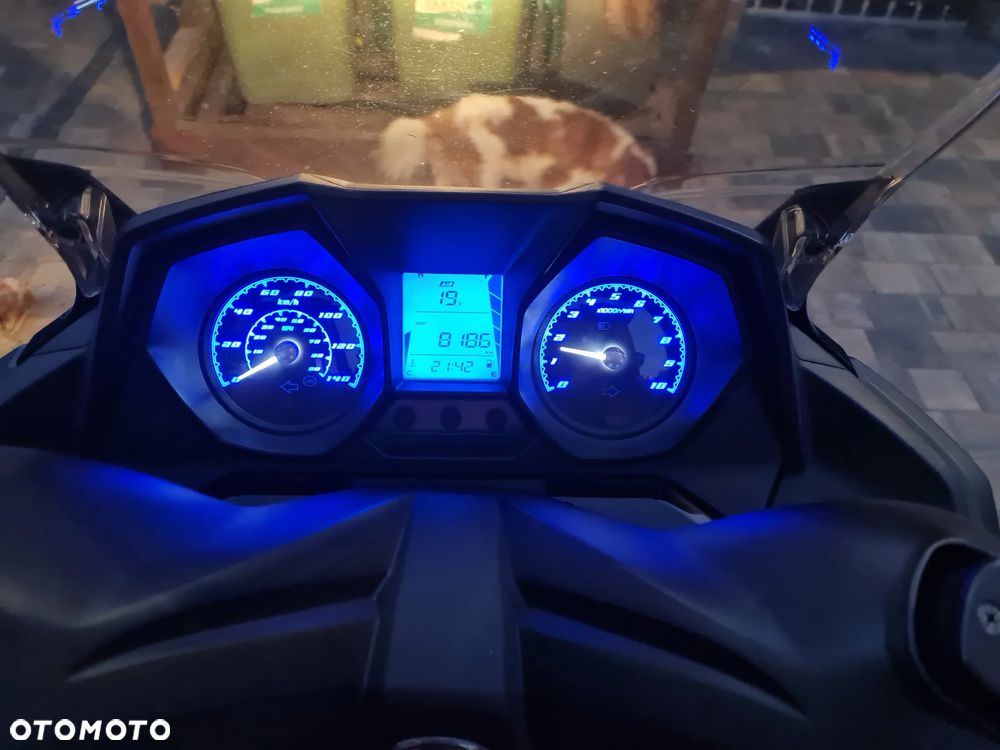 Kymco Downtown - 5