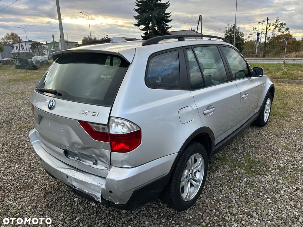 BMW X3 2.0d - 11