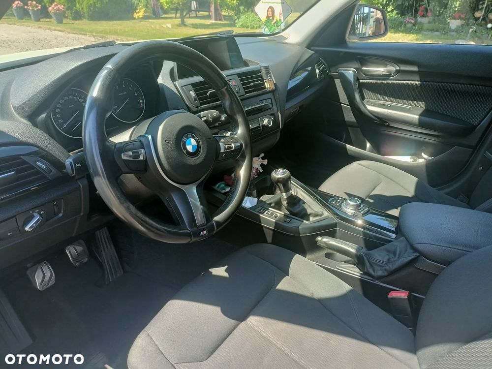 BMW Seria 1 116i - 10