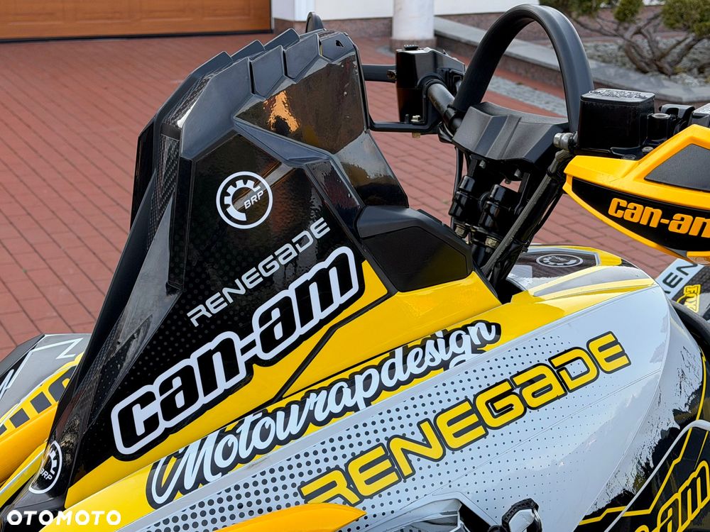 Can-Am Renegade - 7