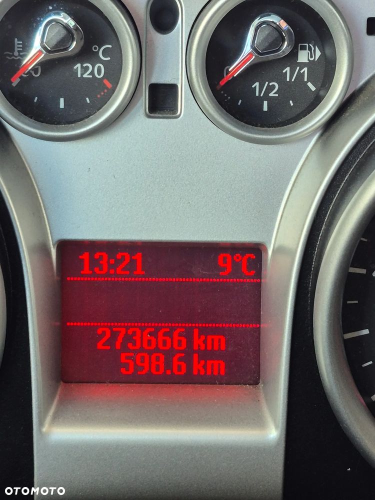 Ford Kuga 2.0 TDCi Titanium - 11