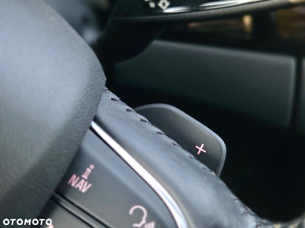 Audi A8 3.0 TDI DPF quattro tiptronic - 28