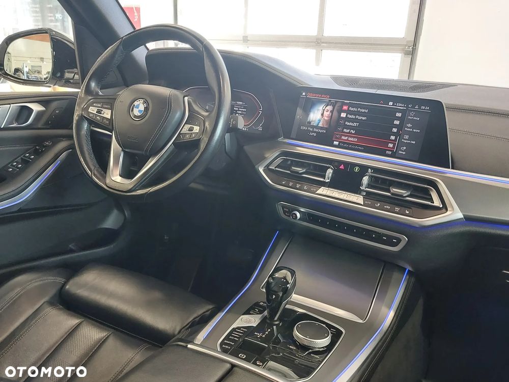 BMW X5 xDrive25d xLine - 23