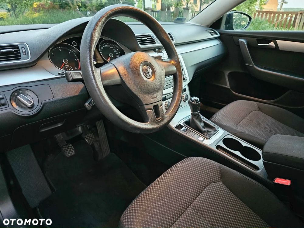 Volkswagen Passat 2.0 TDI 4Mot Comfortline - 10