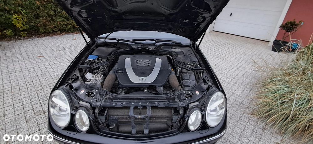 Mercedes-Benz Klasa E 280 4-Matic Avantgarde - 19