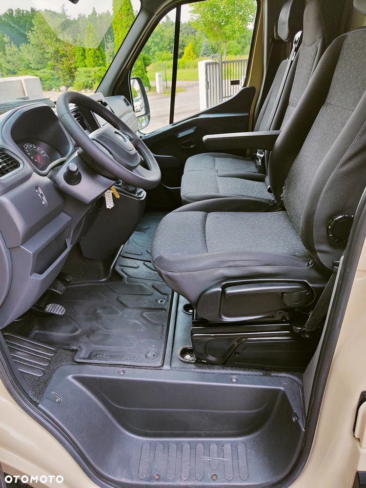 Opel Movano L3H2, hak 3500kg - 21