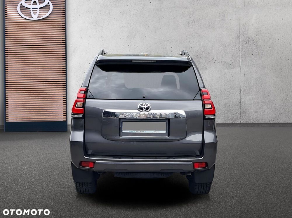 Toyota Land Cruiser LC 2.8 D-4D Prestige - 5