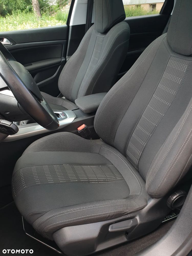Peugeot 308 BlueHDi FAP 150 Stop & Start Allure - 23