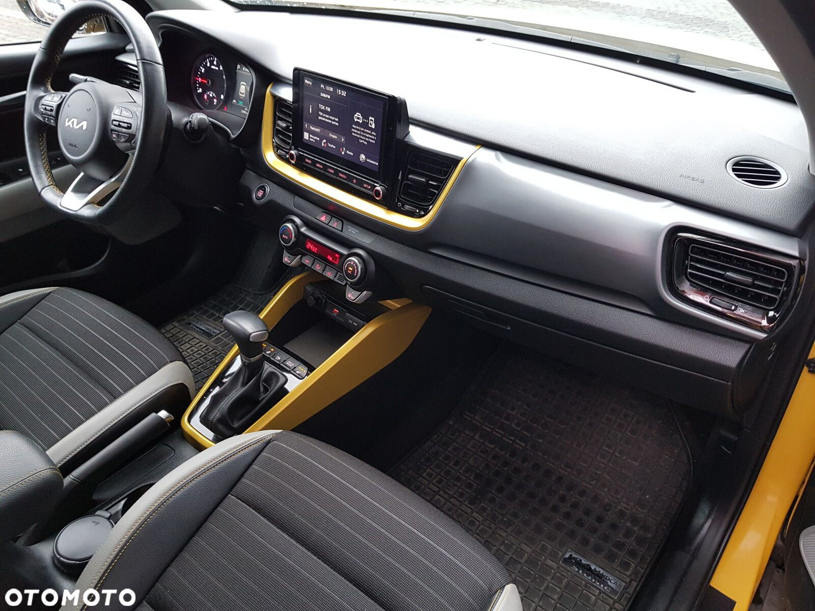 Kia Stonic 1.0 T-GDI MHEV L Business Line DCT - 18