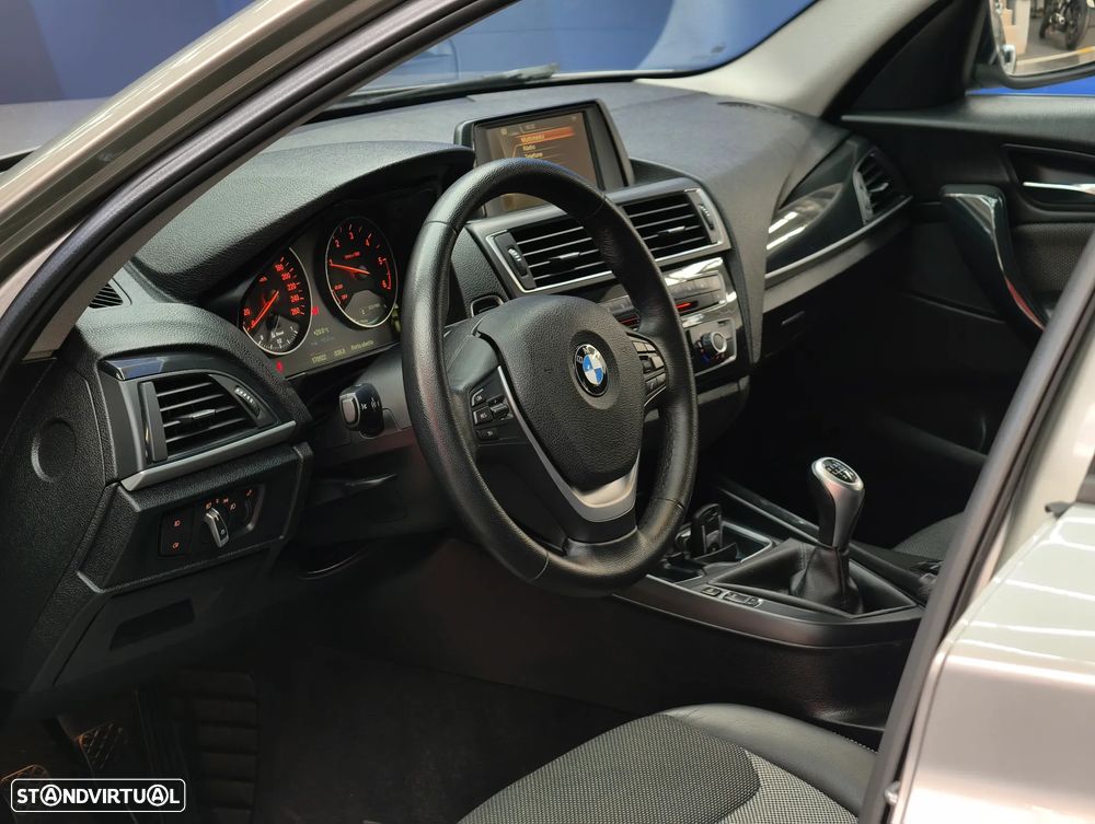 BMW 116 d EDynamics Line Urban - 38